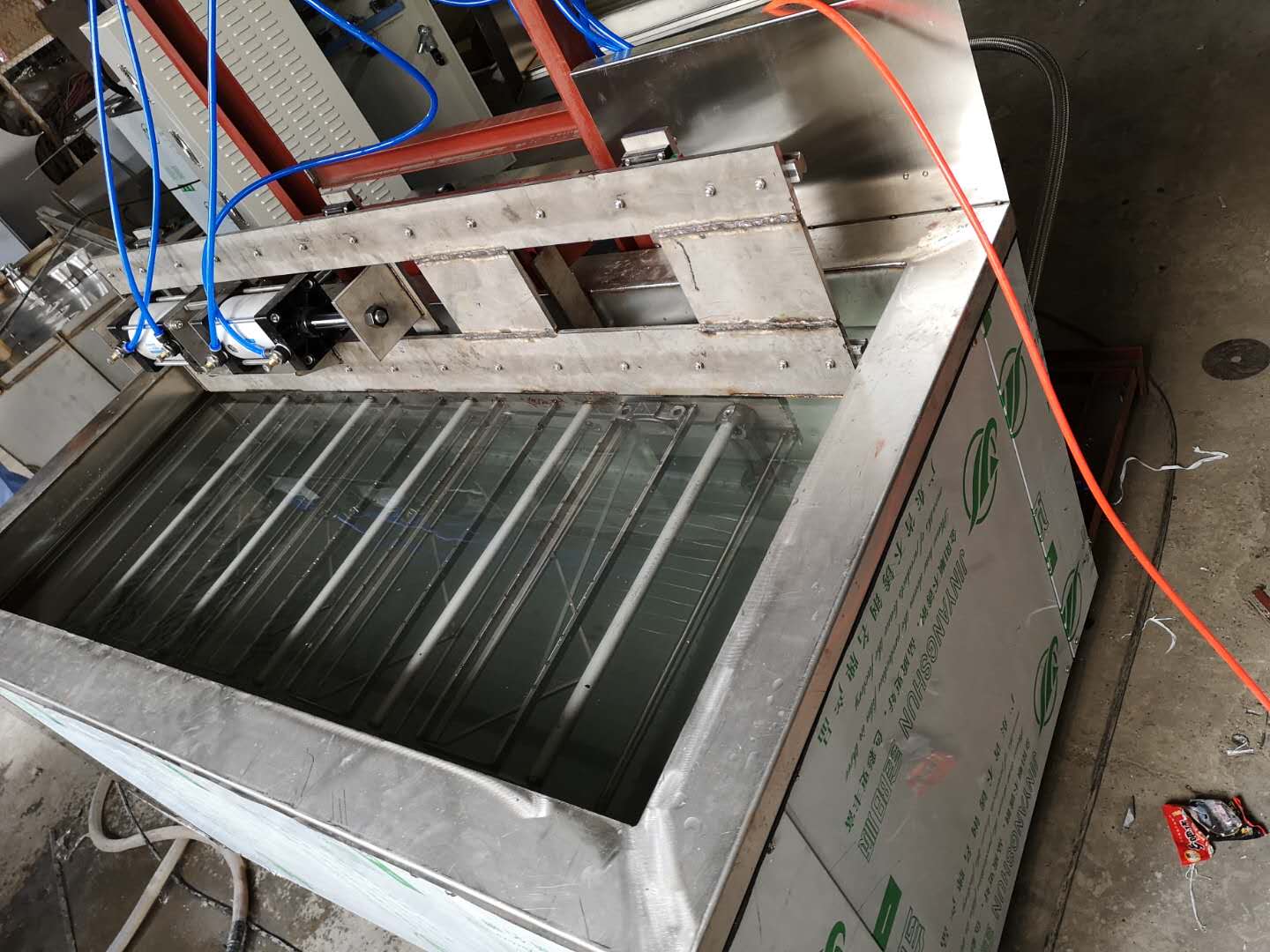 2-20111916254b43.jpg 2-20111916254b43.jpg